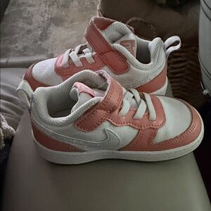 Kids Athletic Sneakers - White and Pink